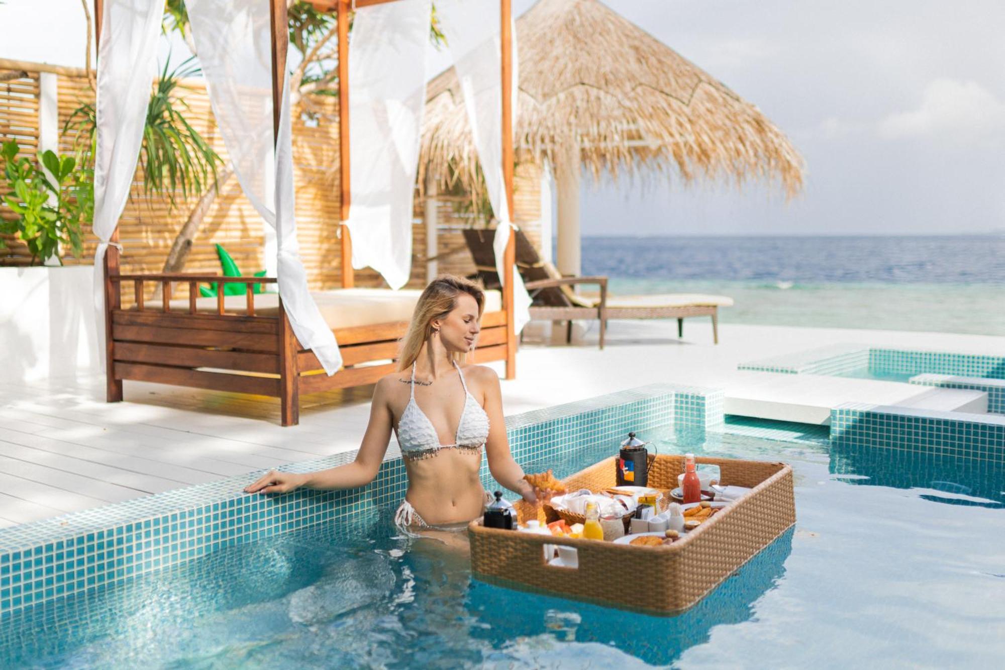 Malahini Kuda Bandos Resort 5*