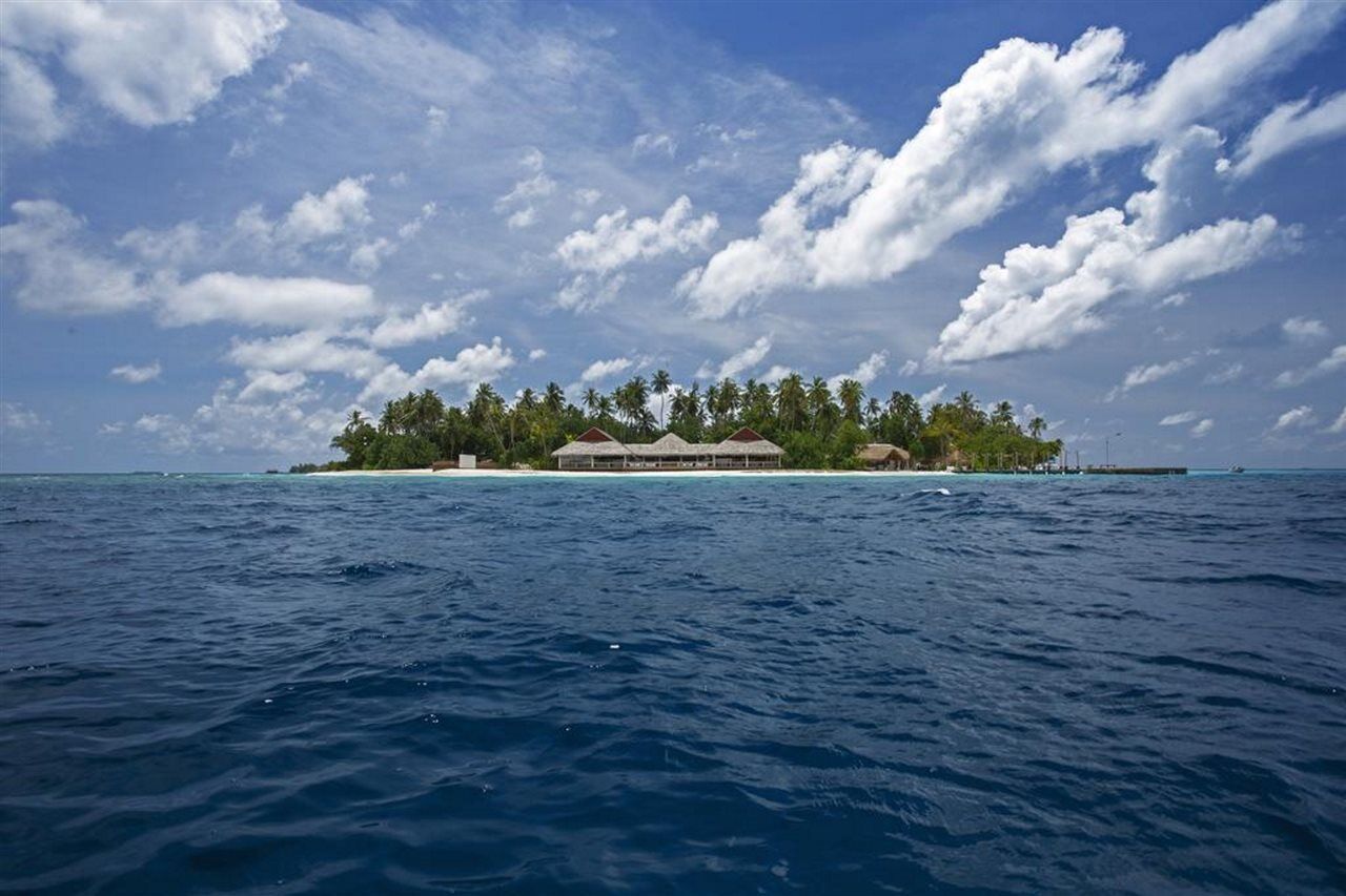 Malahini Kuda Bandos Resort Hulhumalé